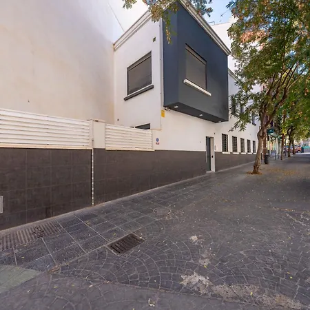Bf Centro Bed & Breakfast 3*